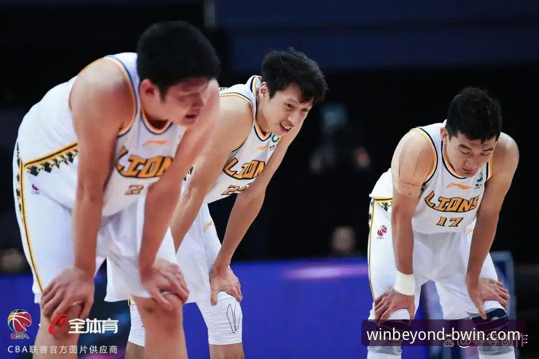 Bwin必赢对比 CBA季后赛横扫晋级深度解析:山西队20分优势背后的战术博弈与Bwin必赢观赛体验指南